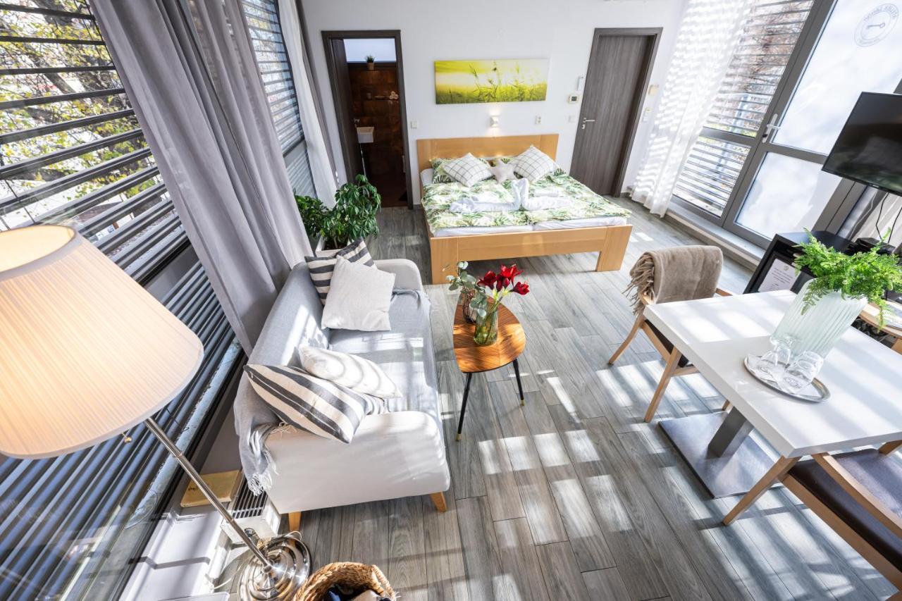 Atelier Lanna Bed and Breakfast Τσέσκε Μπουντεγιόβιτσε Εξωτερικό φωτογραφία