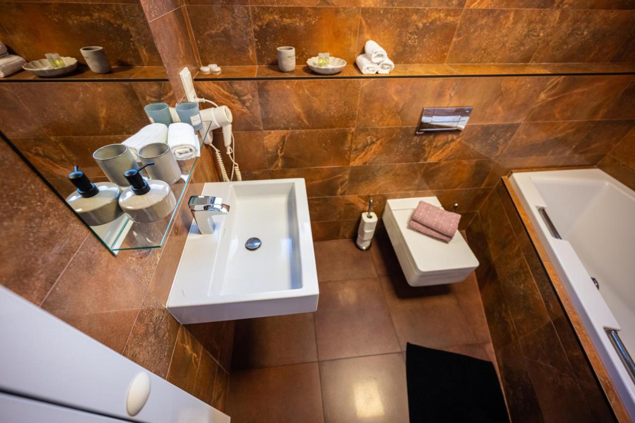 Atelier Lanna Bed and Breakfast Τσέσκε Μπουντεγιόβιτσε Εξωτερικό φωτογραφία